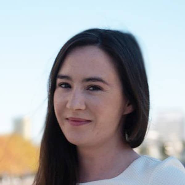 Avelyn Mellington - Ahrefs Specialist