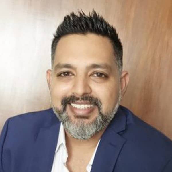Dhruv Shanker - Customer Retention Expert