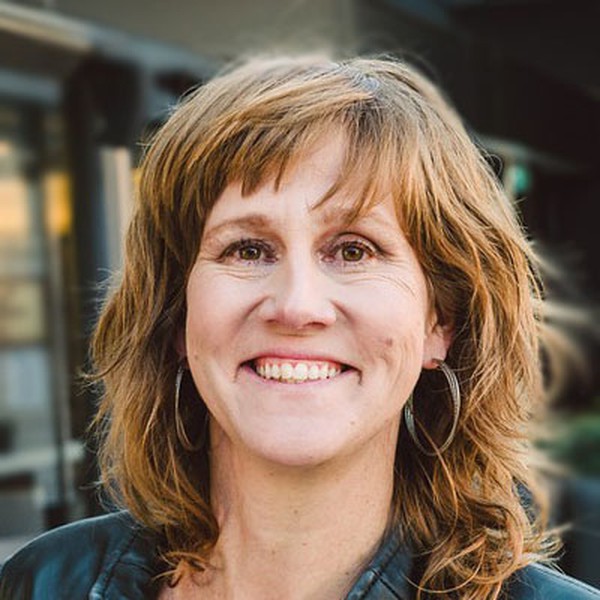 Kathy Wilson - Content Distribution Marketer