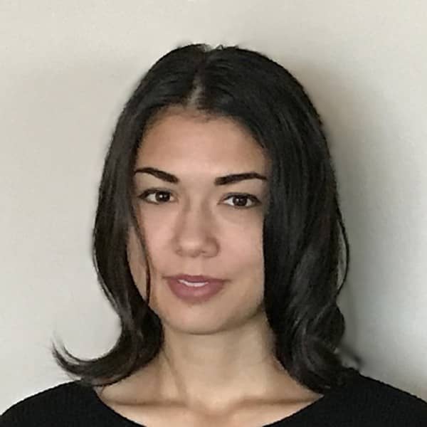 Laura Entis - Business Writer