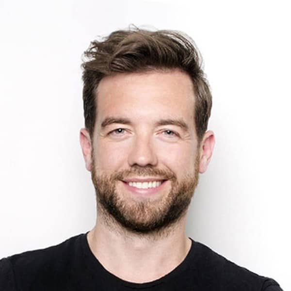 Lee Bell - Press Release Writer