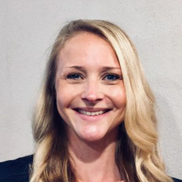 Liz Deranja - Localization Expert