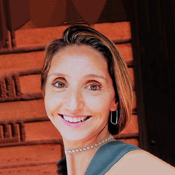 Manoela Vieira - Channel Development Strategist