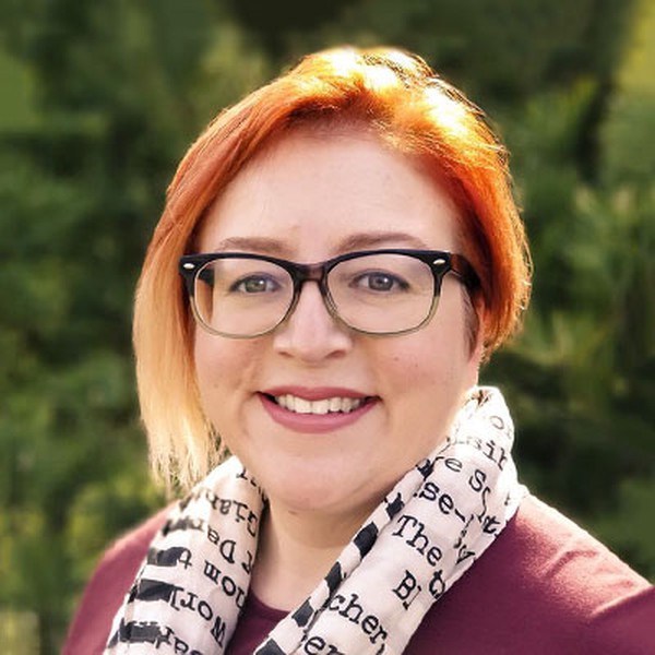 Nicole Gustas - Project Manager