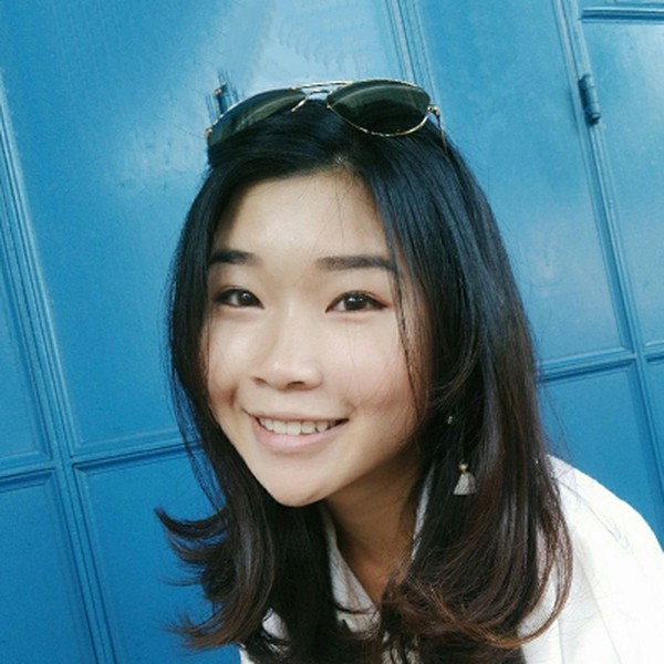 Pinky Chng - AI Content Creator