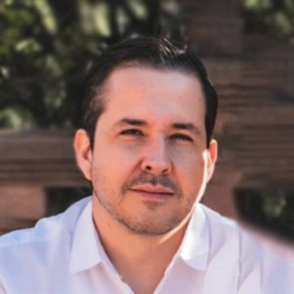 Rene Lazalde - Vercel AI SDK Developer