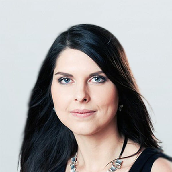 Simona Vorlova - Graphic Designer