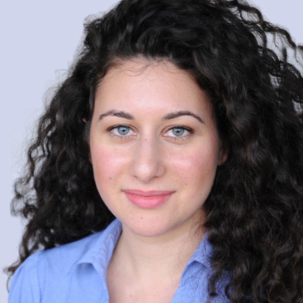Termeh Mazhari - Digital Copywriter